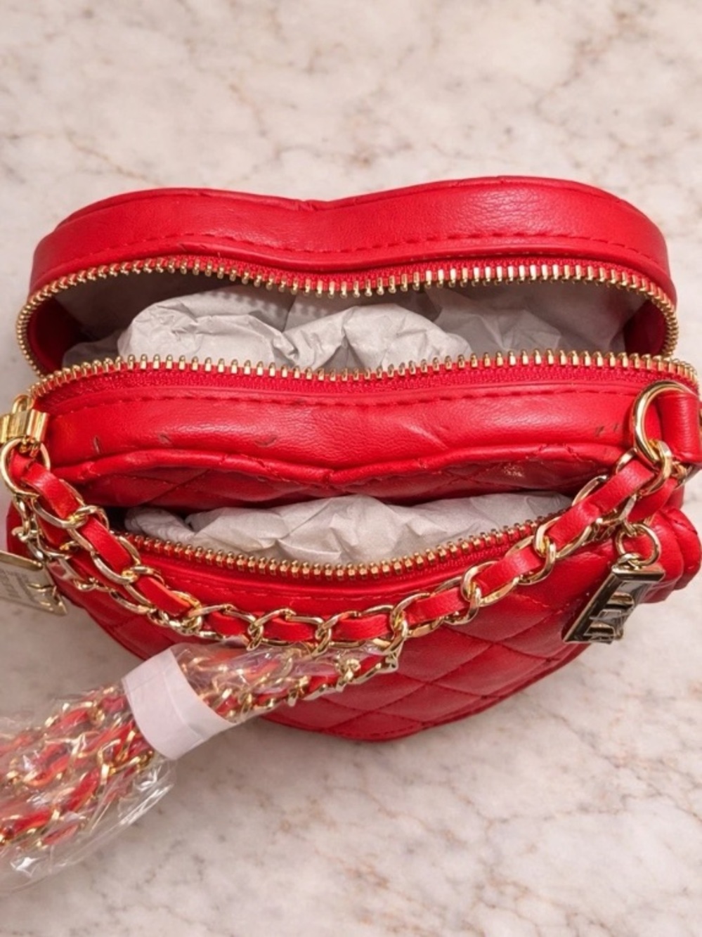 BeBe Diamond Quilted Heart Crossbody Bag in Red Solana Chain Strap Gold - Picture 3 of 4